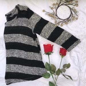 3/$15🖤XXI Black & Gray Sparkle Striped 3/4 Sleeve